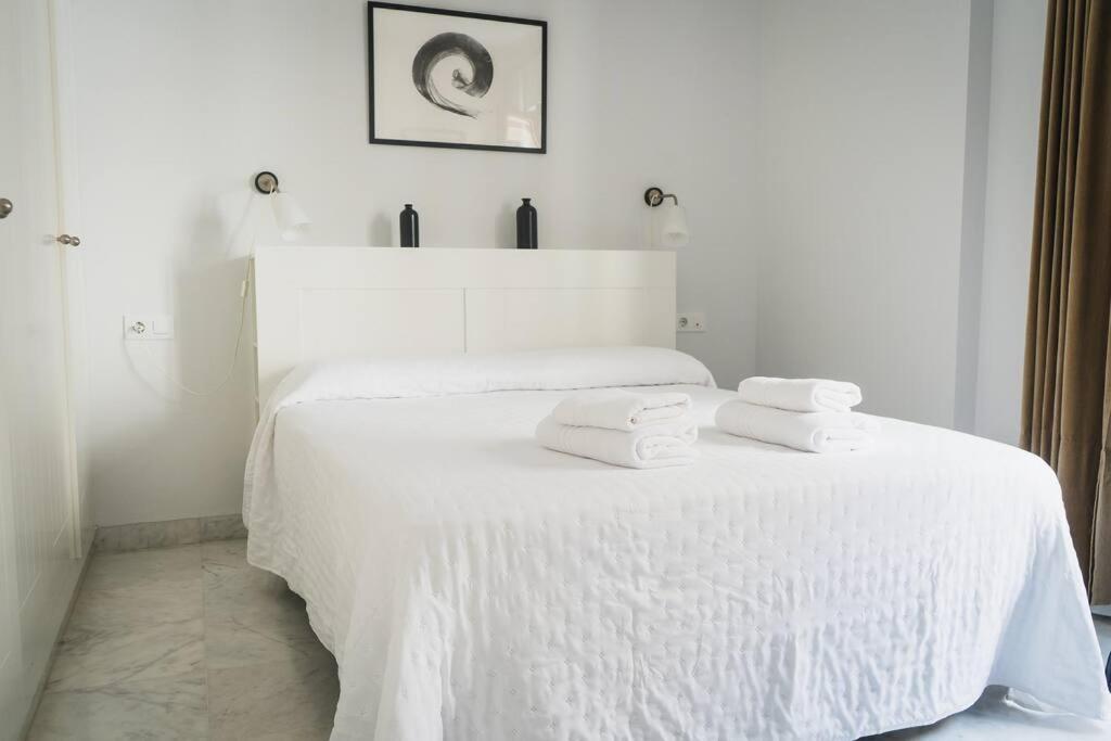 Apartamento Nuevo Junto A La Catedral De Sevilla Екстериор снимка
