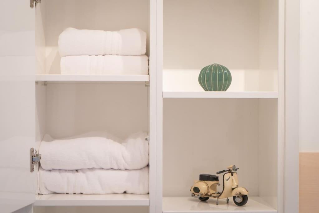 Apartamento Nuevo Junto A La Catedral De Sevilla Екстериор снимка